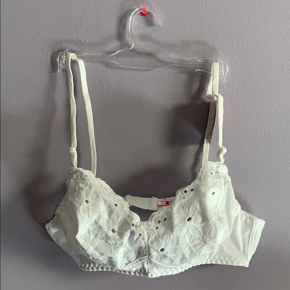 Other - Never been worn before white bralette